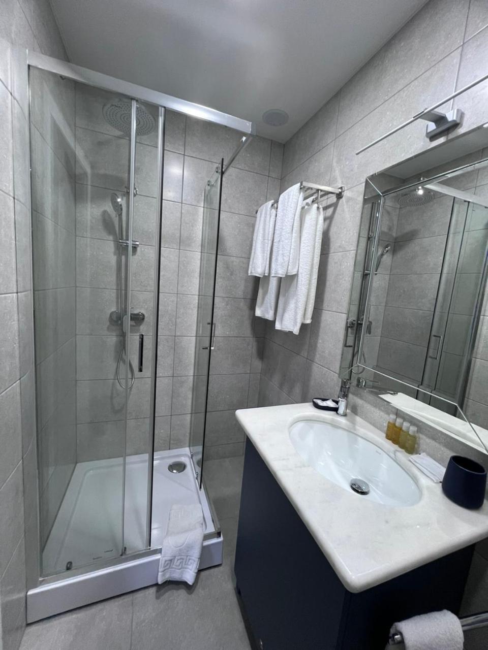 Spa Hotel Galera Kiev Exteriör bild